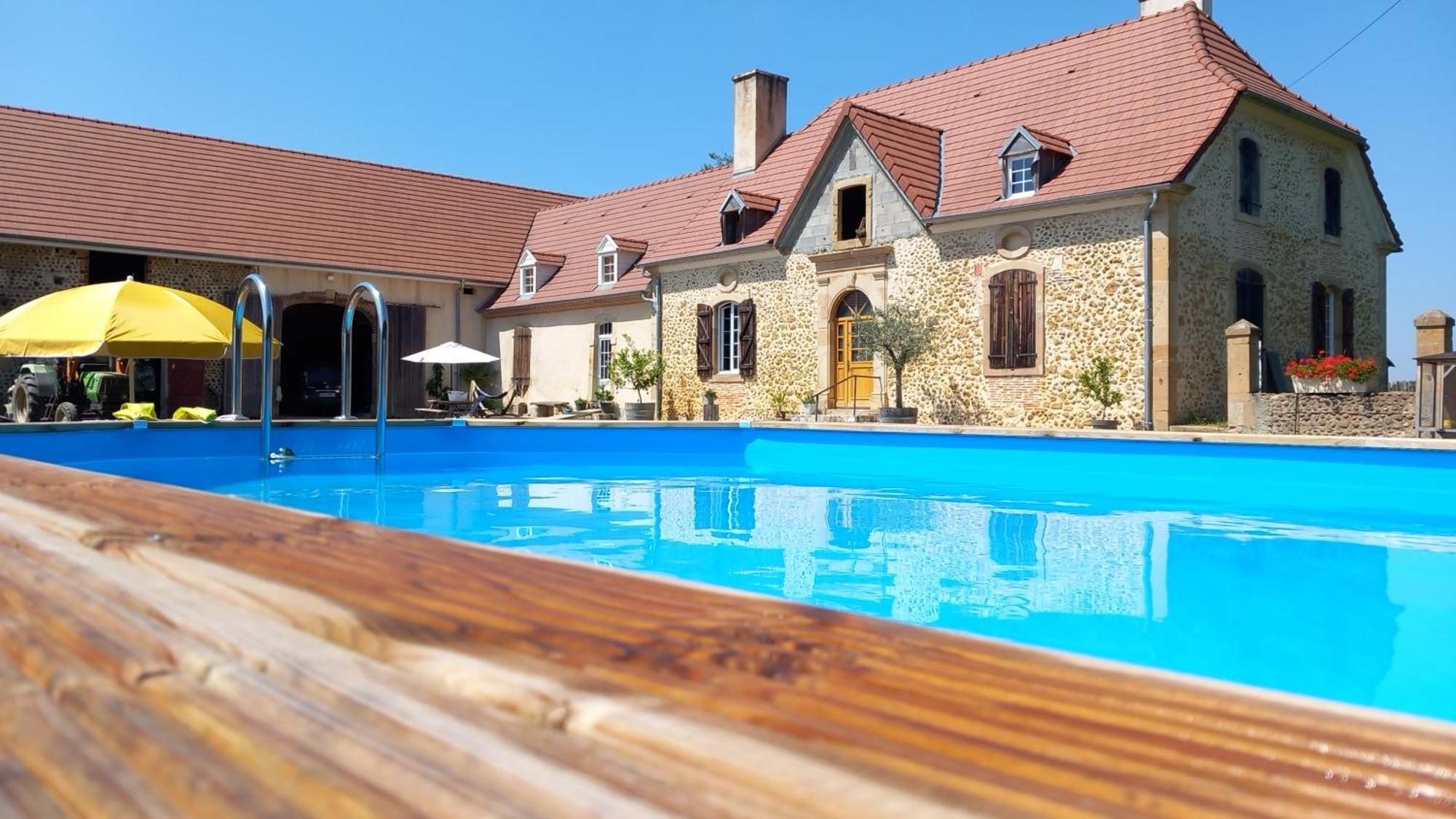 Gite A La Ferme Bassillon-Vauzé Buitenkant foto